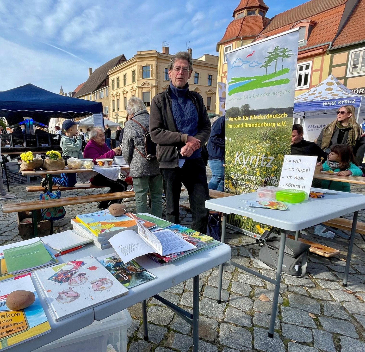 Detlef Wendtland mit seinem Dialoangebot